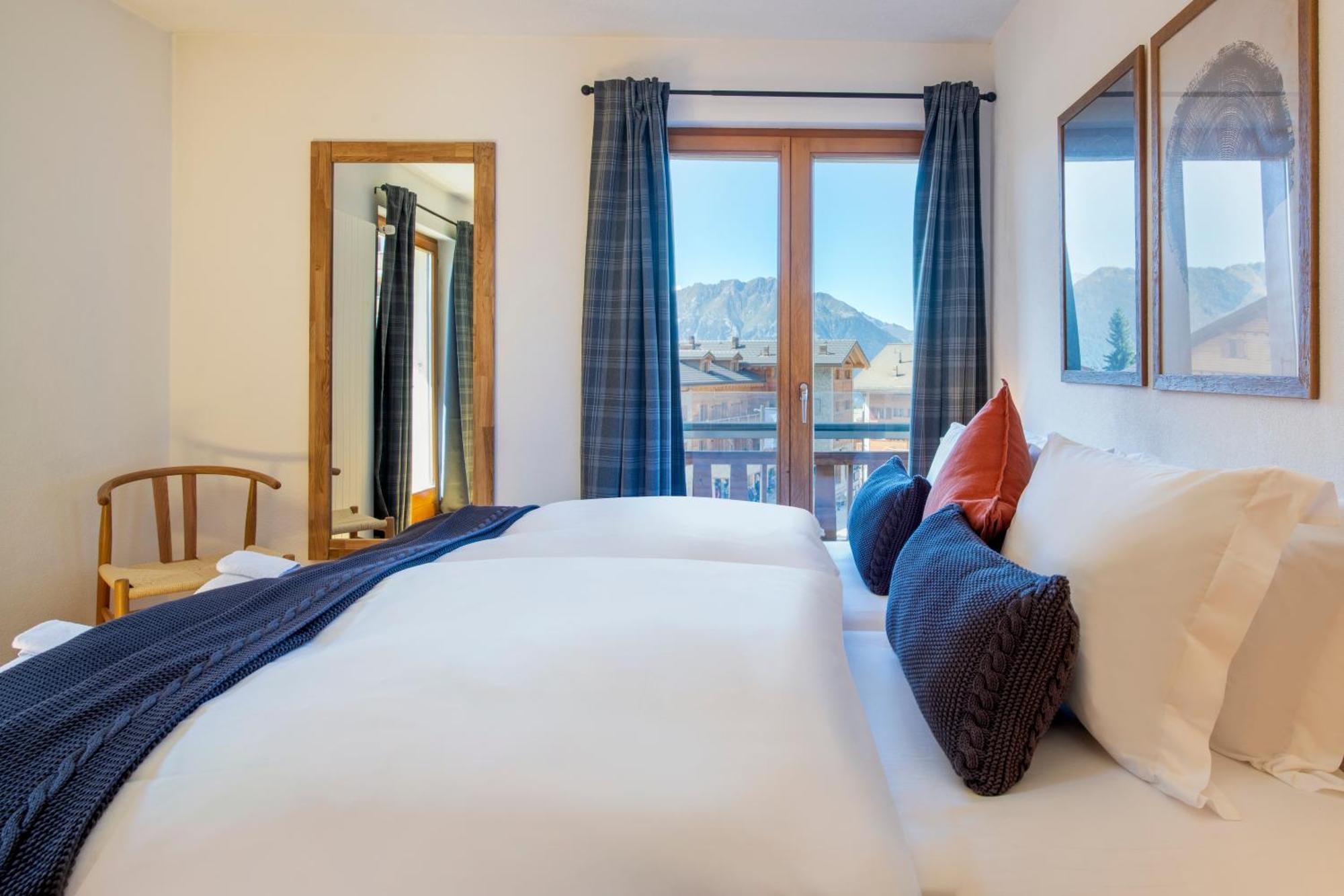 No 8 Bed & Bar 3*